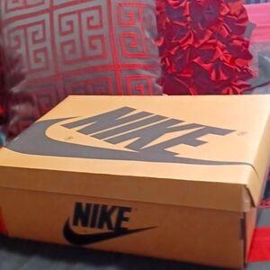 Nike Men's Shoes - Classic Black